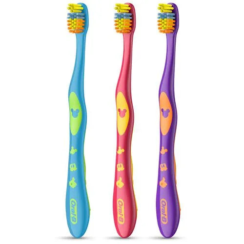 ORAL B KIDS TOOTHBRUSH