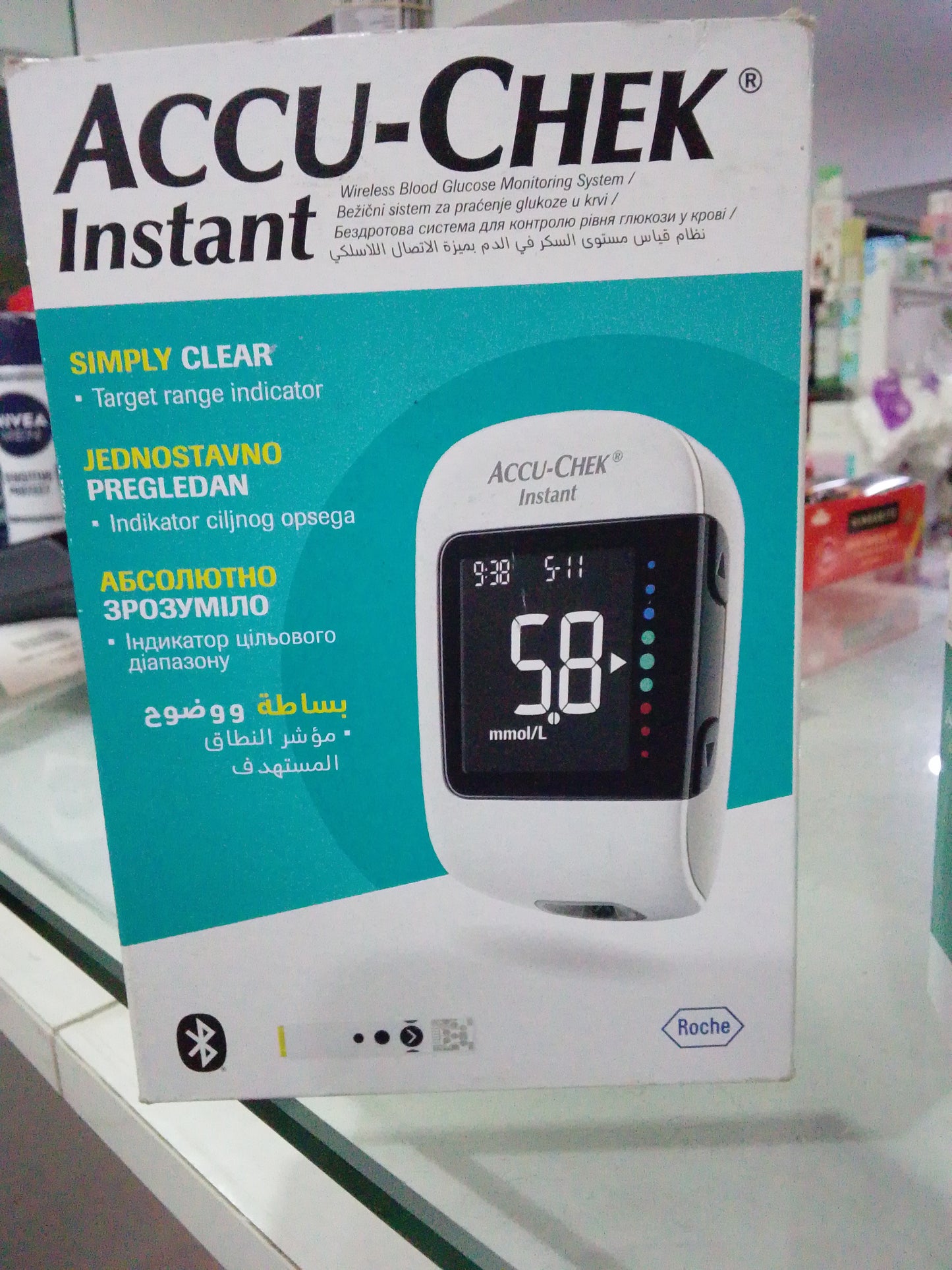 Accu-chek instant glucometer